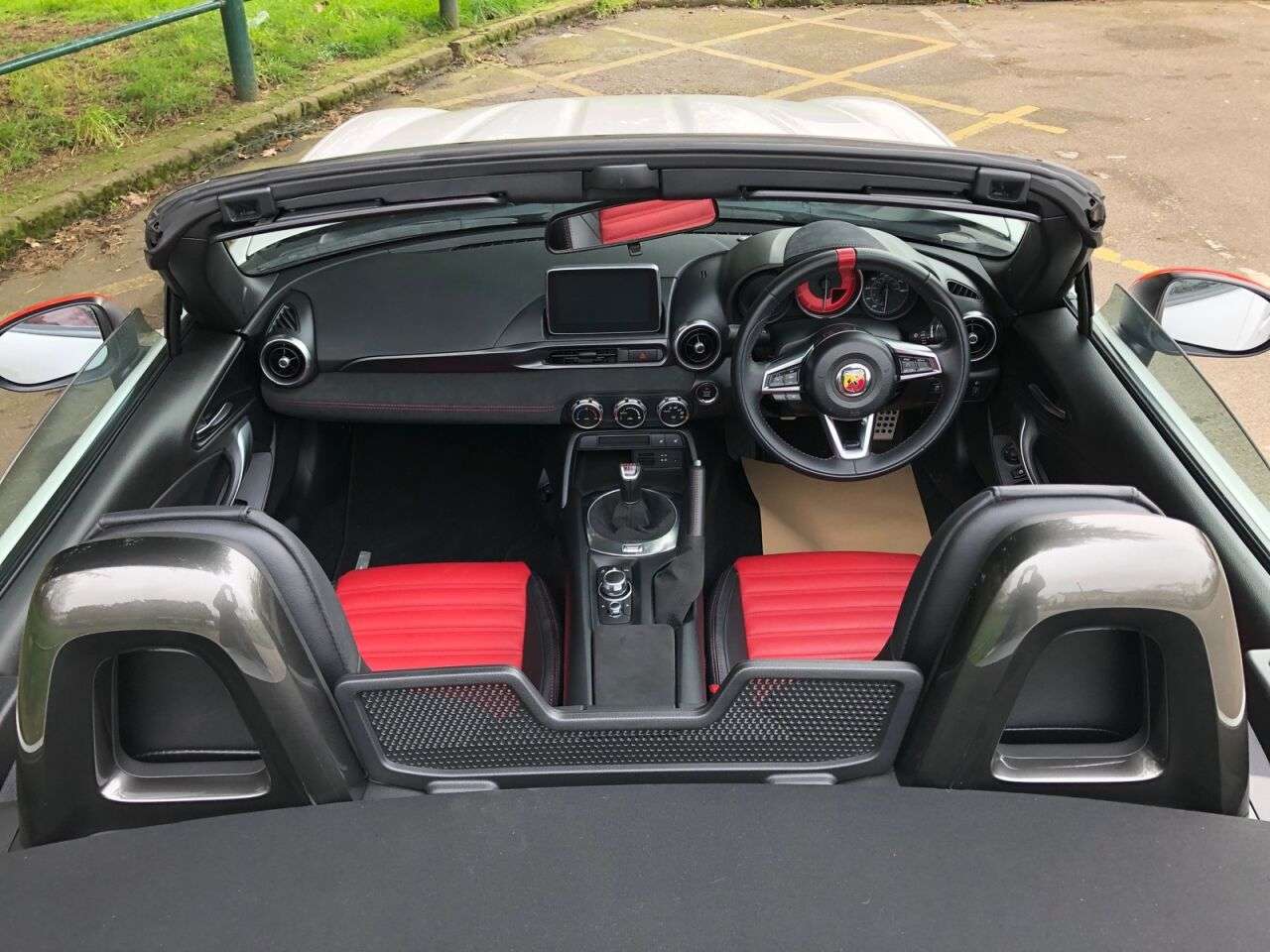 2017 ABARTH 124 2017 ABARTH 124