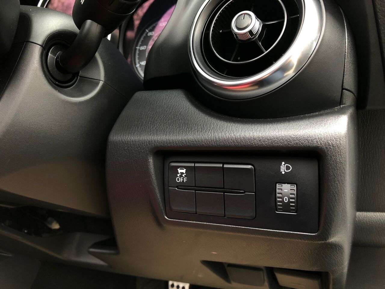 2017 ABARTH 124 2017 ABARTH 124