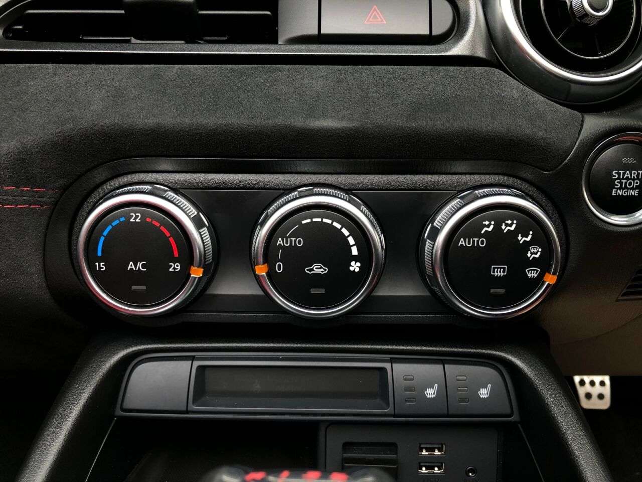 2017 ABARTH 124 2017 ABARTH 124