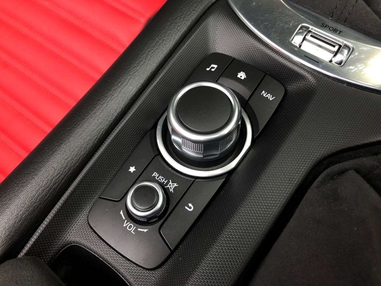 2017 ABARTH 124 2017 ABARTH 124