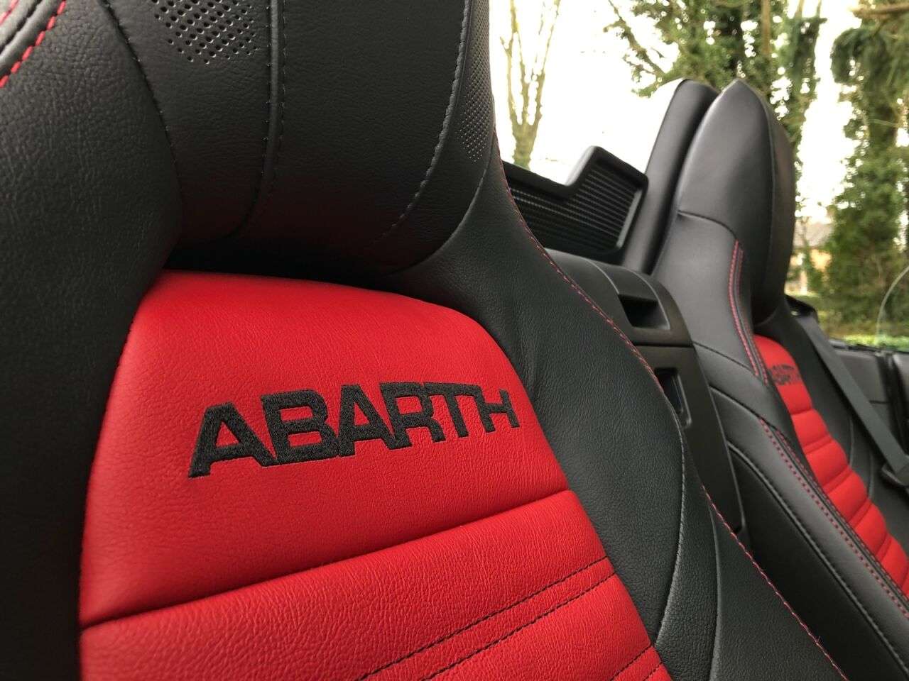 2017 ABARTH 124 2017 ABARTH 124