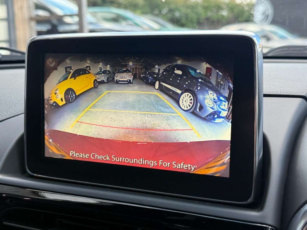 2017 FIAT 124 2017 FIAT 124