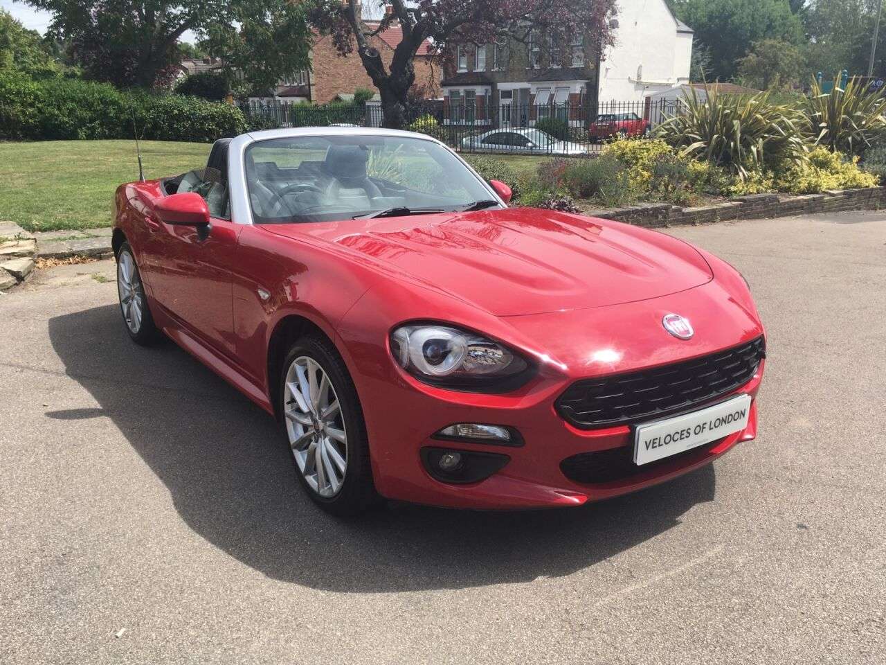 2017 FIAT 124 2017 FIAT 124