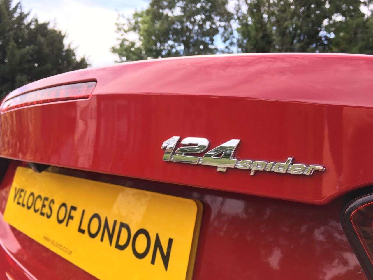 2017 FIAT 124 2017 FIAT 124