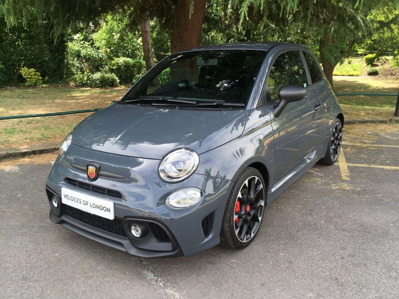 A 2019 ABARTH 595 1.4 595 COMPETIZIONE 3d 177 BHP 7" SATELLITE NAVIGATION +SABELTS A 2019 ABARTH 595 1.4 595 COMPETIZIONE 3d 177 BHP 7" SATELLITE NAVIGATION +SABELTS