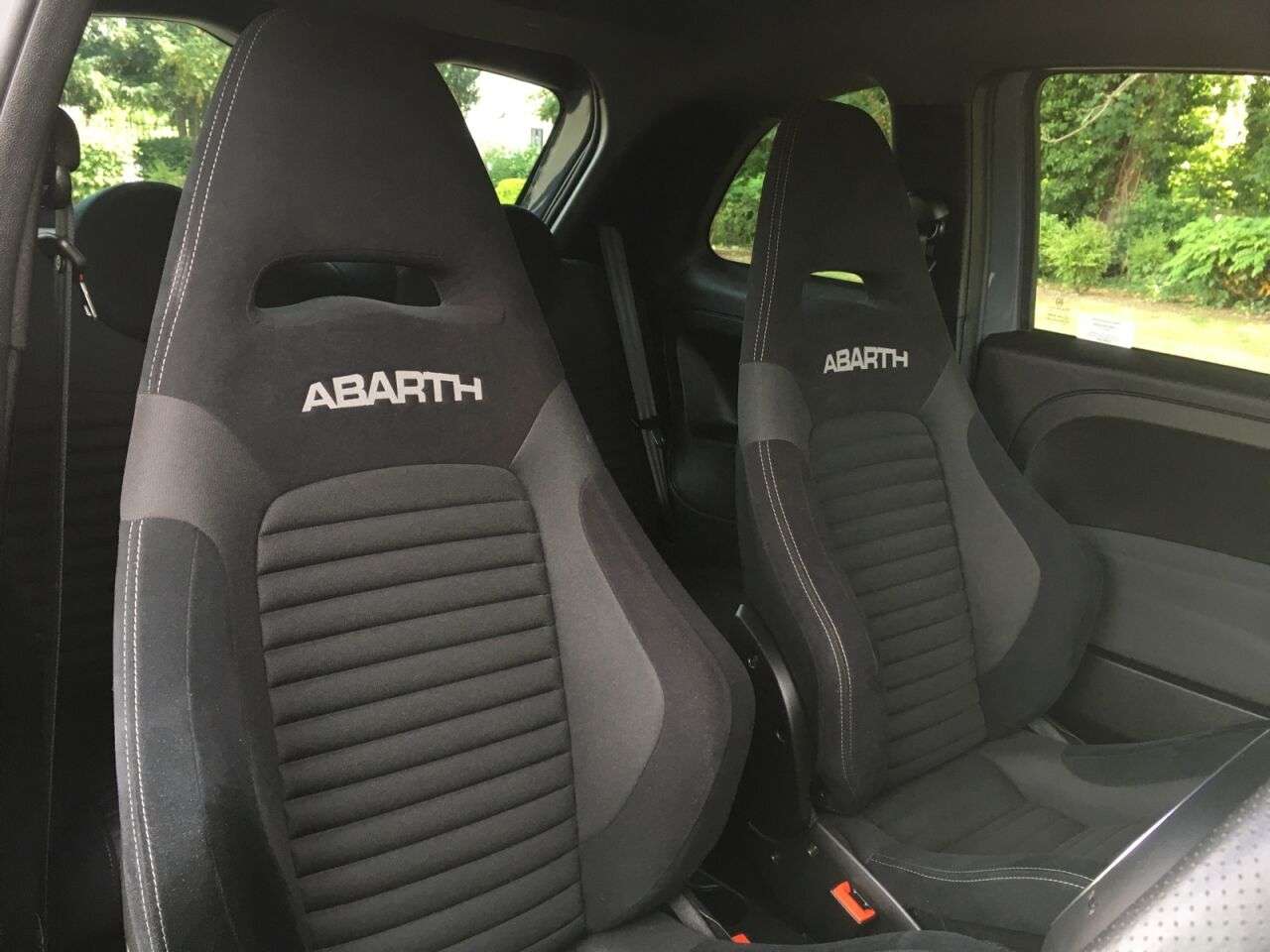 2019 ABARTH 595 2019 ABARTH 595