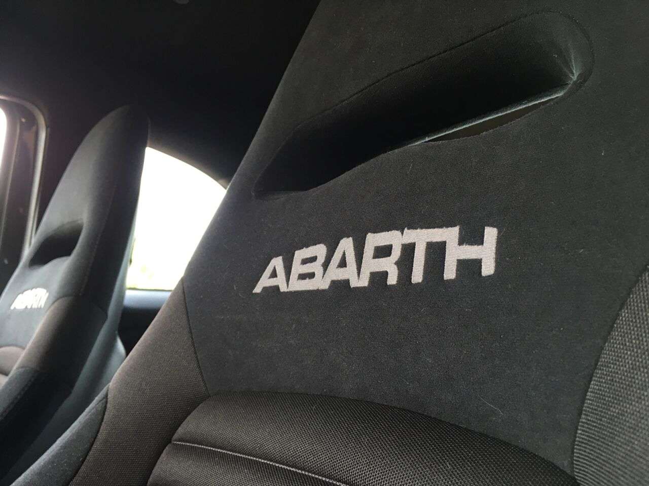 2019 ABARTH 595 2019 ABARTH 595