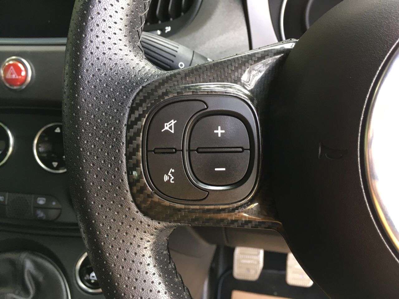 2019 ABARTH 595 2019 ABARTH 595