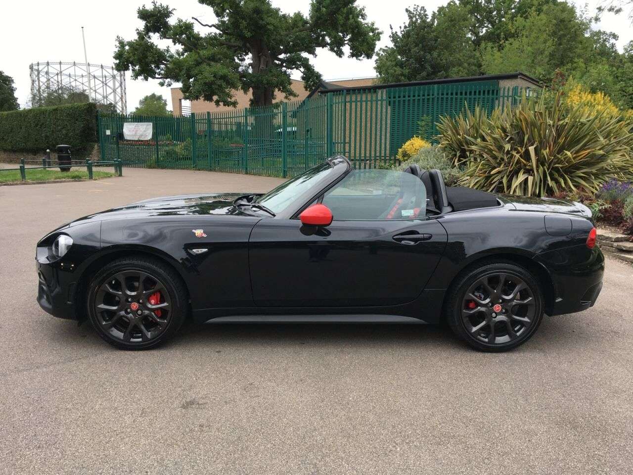 A 2018 ABARTH 124 1.4 SPIDER MULTIAIR 2d 168 BHP VERY LOW MILEAGE AUTOMATIC 124 A 2018 ABARTH 124 1.4 SPIDER MULTIAIR 2d 168 BHP VERY LOW MILEAGE AUTOMATIC 124