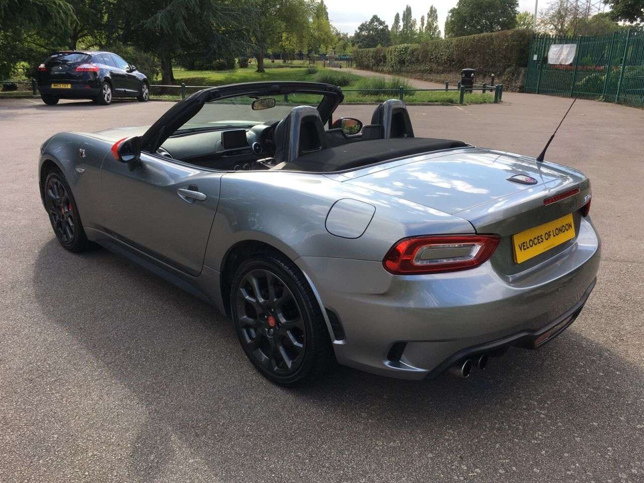 2017 ABARTH 124 2017 ABARTH 124