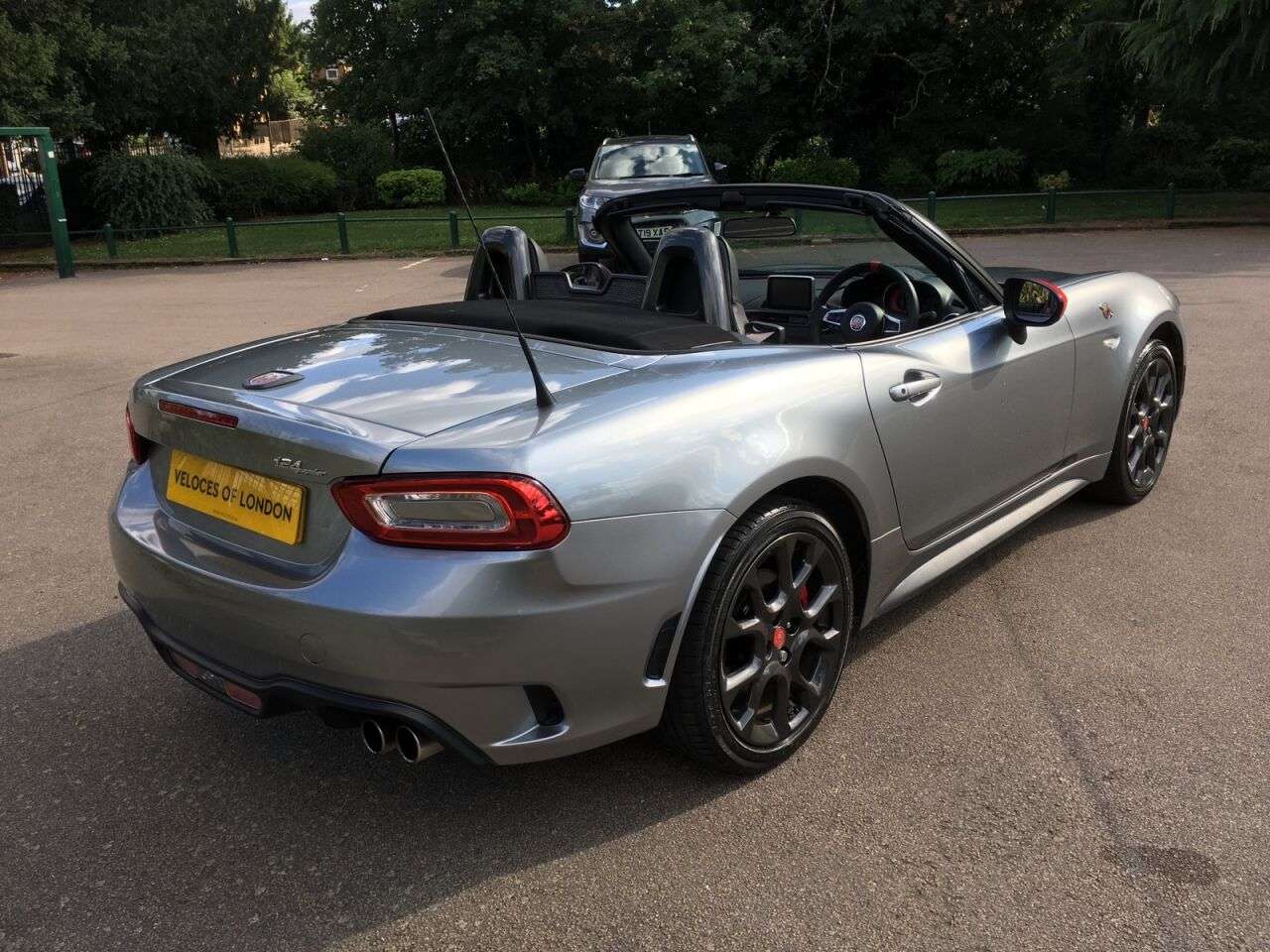 2017 ABARTH 124 2017 ABARTH 124