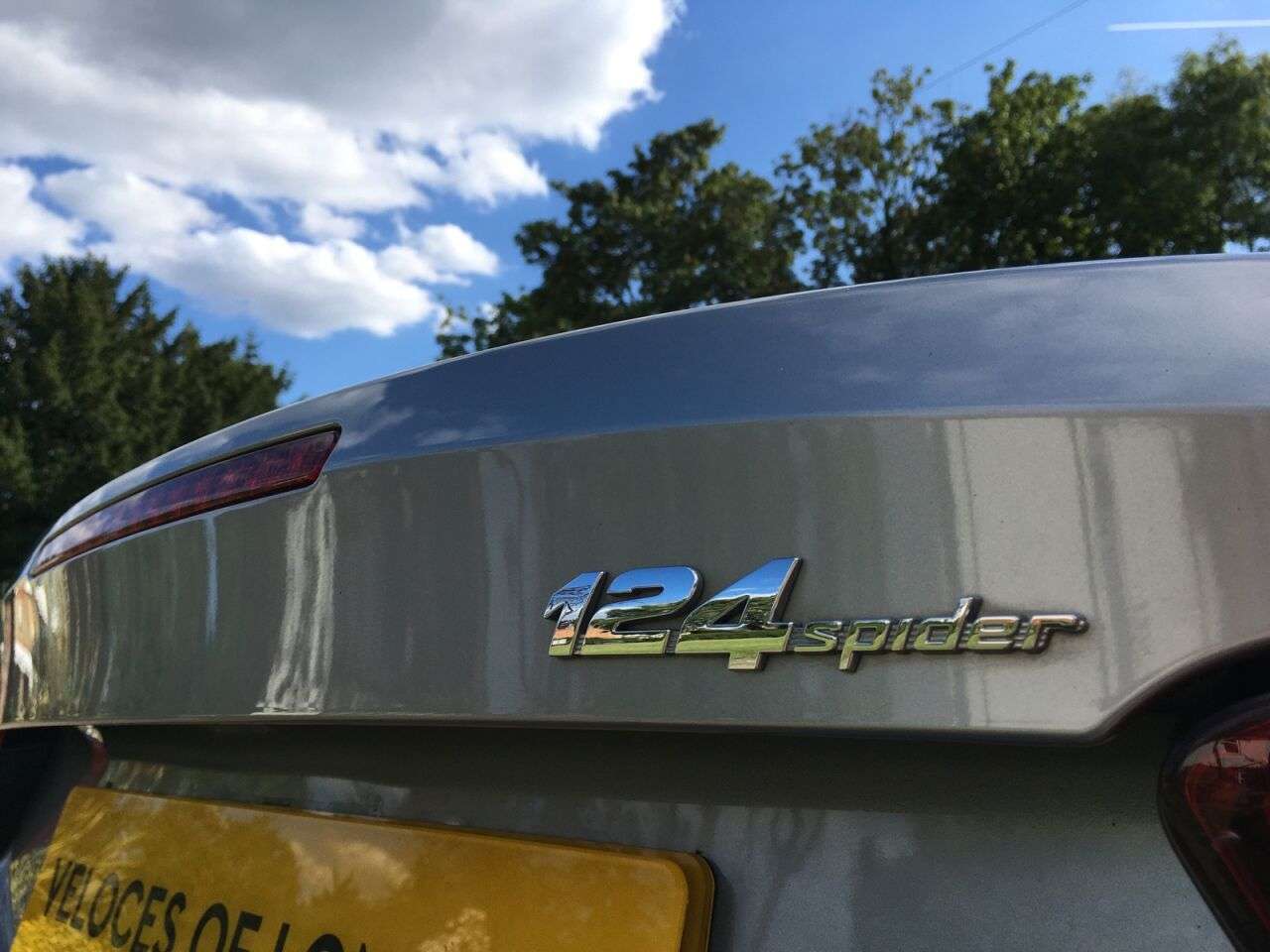 2017 ABARTH 124 2017 ABARTH 124