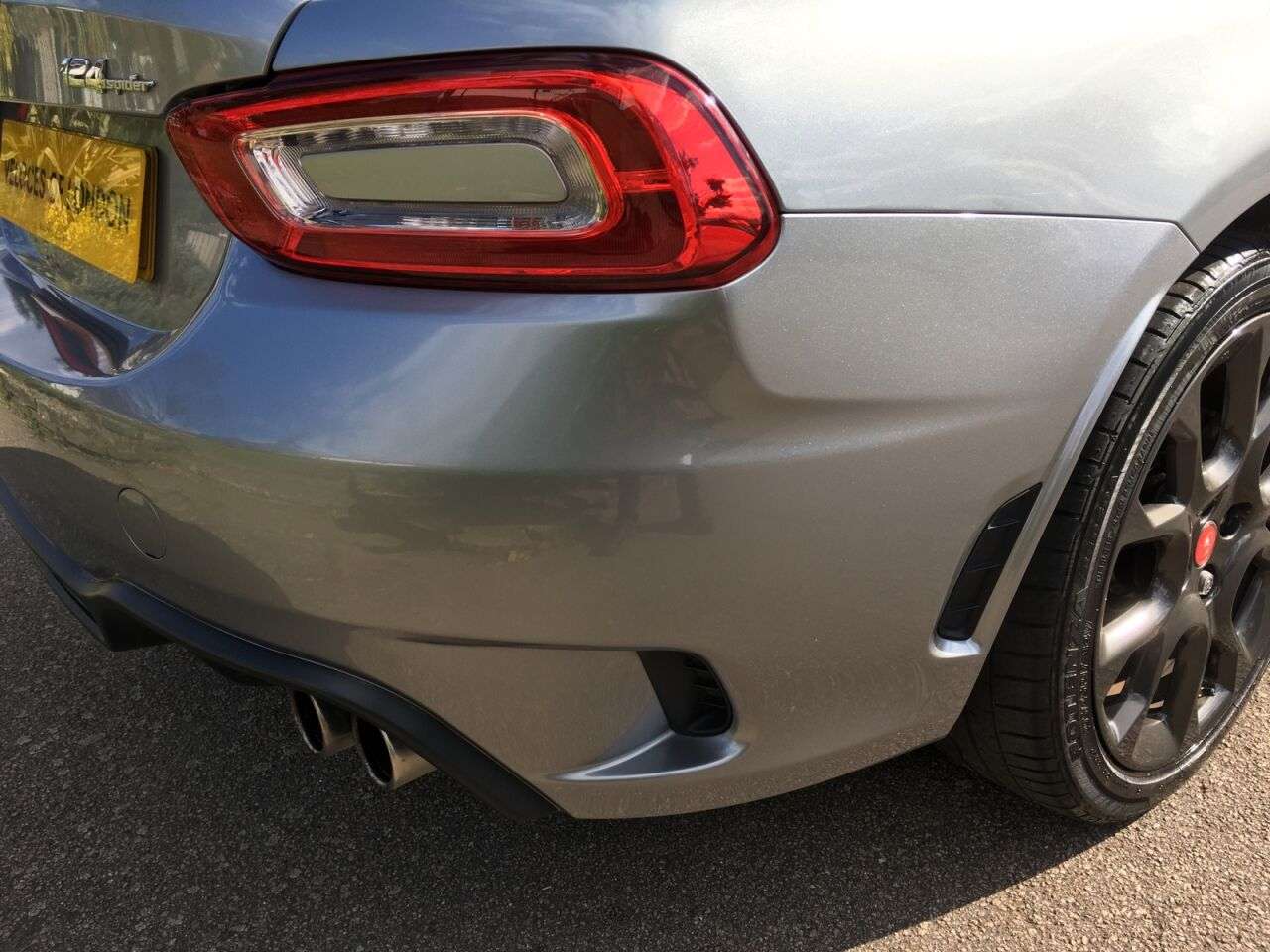 2017 ABARTH 124 2017 ABARTH 124