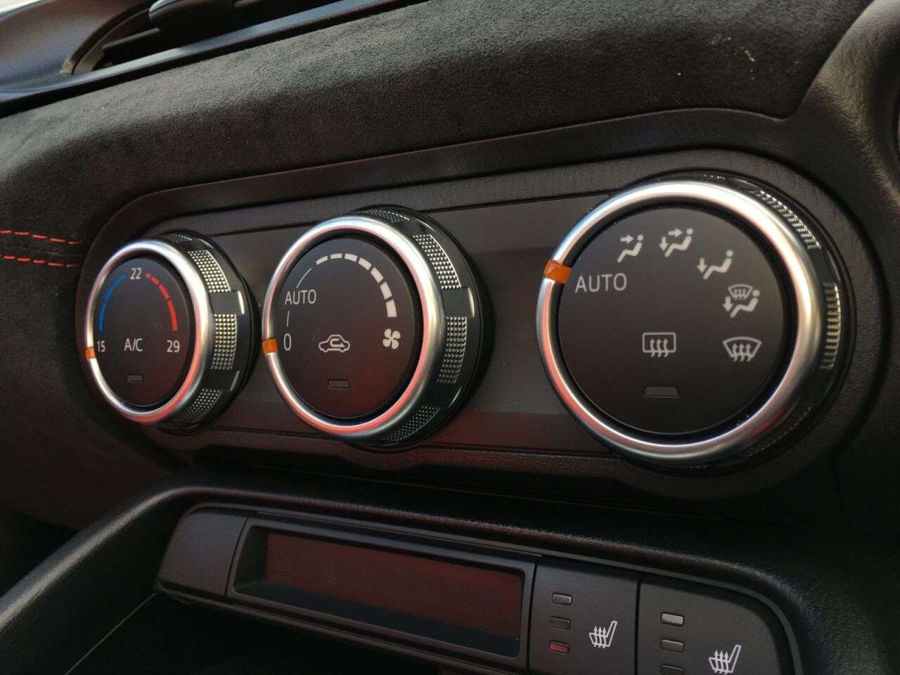 2017 ABARTH 124 2017 ABARTH 124