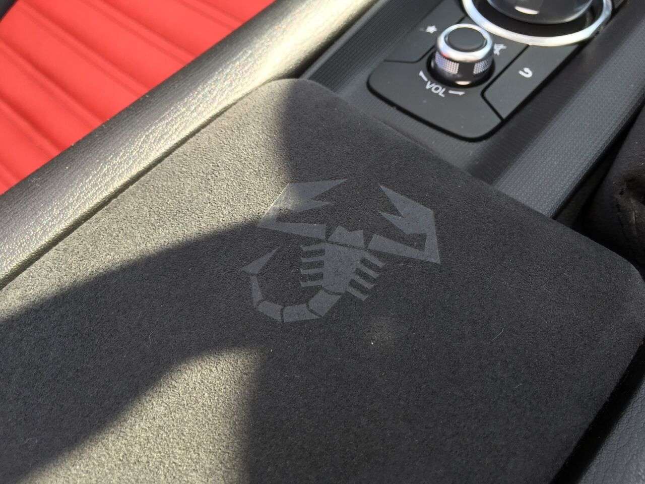 2017 ABARTH 124 2017 ABARTH 124