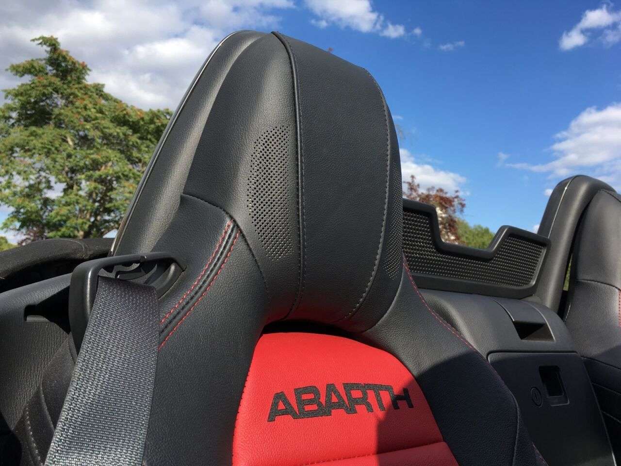 2017 ABARTH 124 2017 ABARTH 124