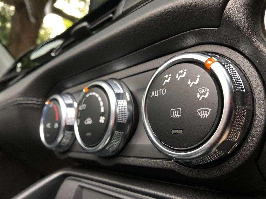 2018 FIAT 124 2018 FIAT 124