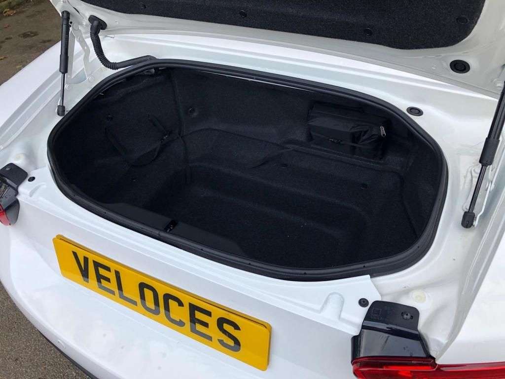 2018 FIAT 124 2018 FIAT 124