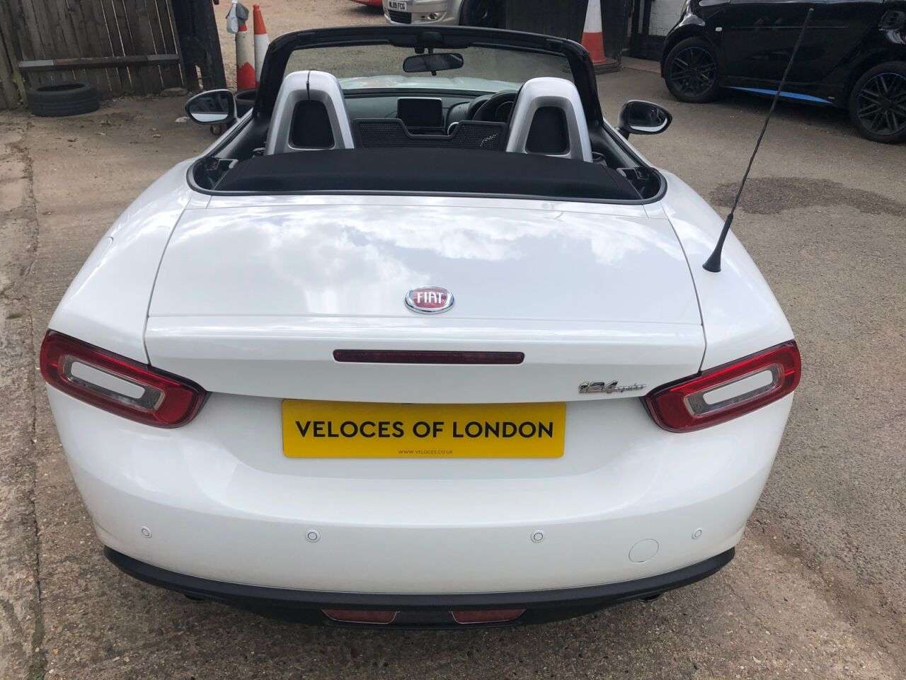2018 FIAT 124 2018 FIAT 124