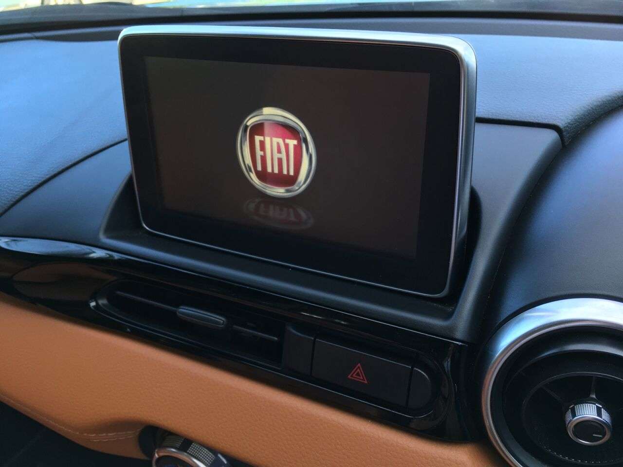 2018 FIAT 124 2018 FIAT 124