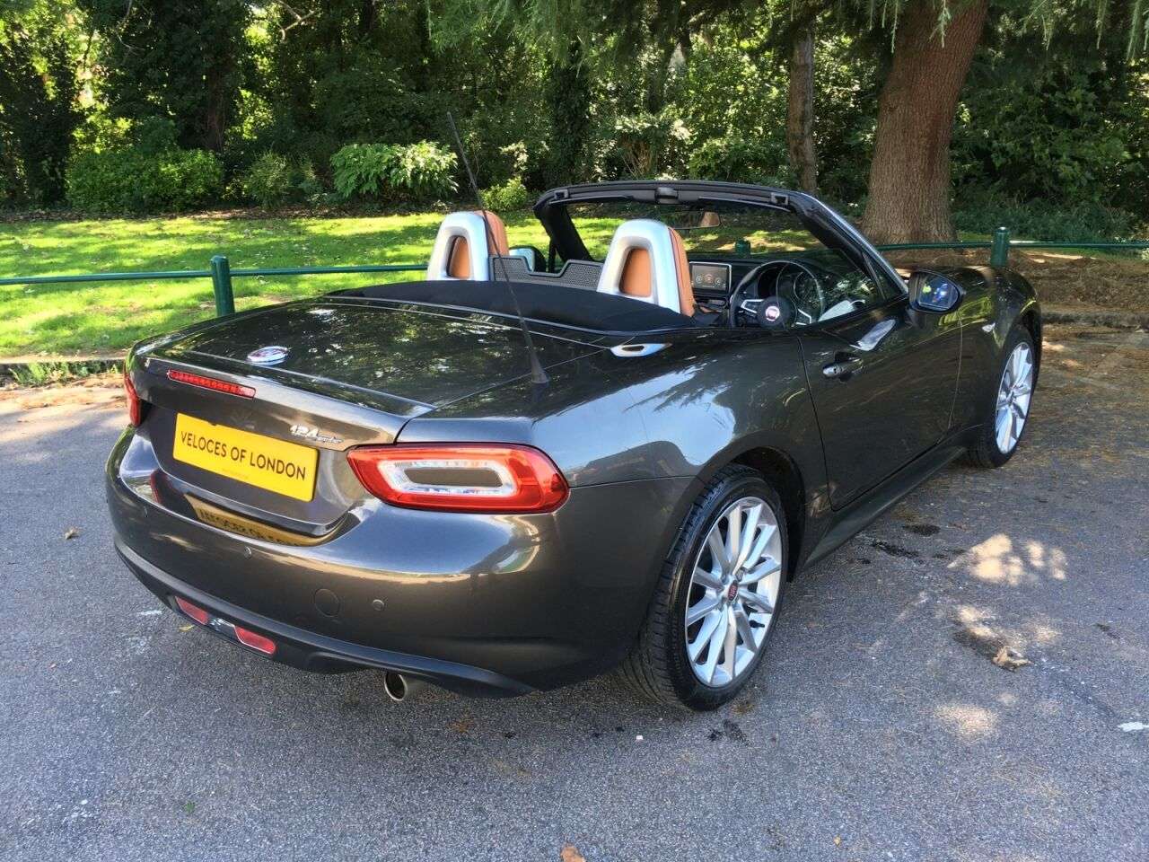 2018 FIAT 124 2018 FIAT 124