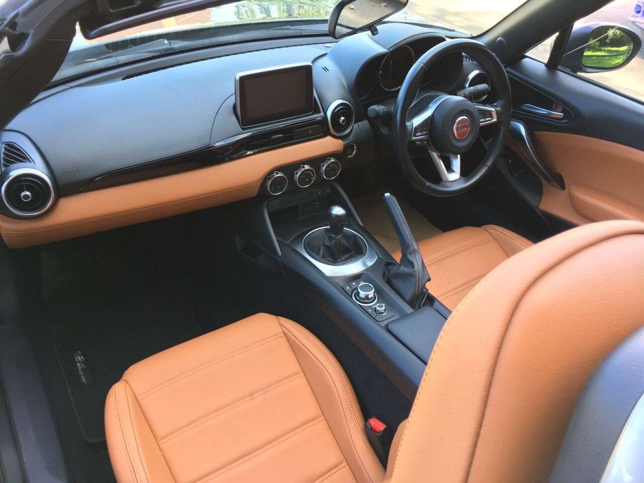 2018 FIAT 124 2018 FIAT 124