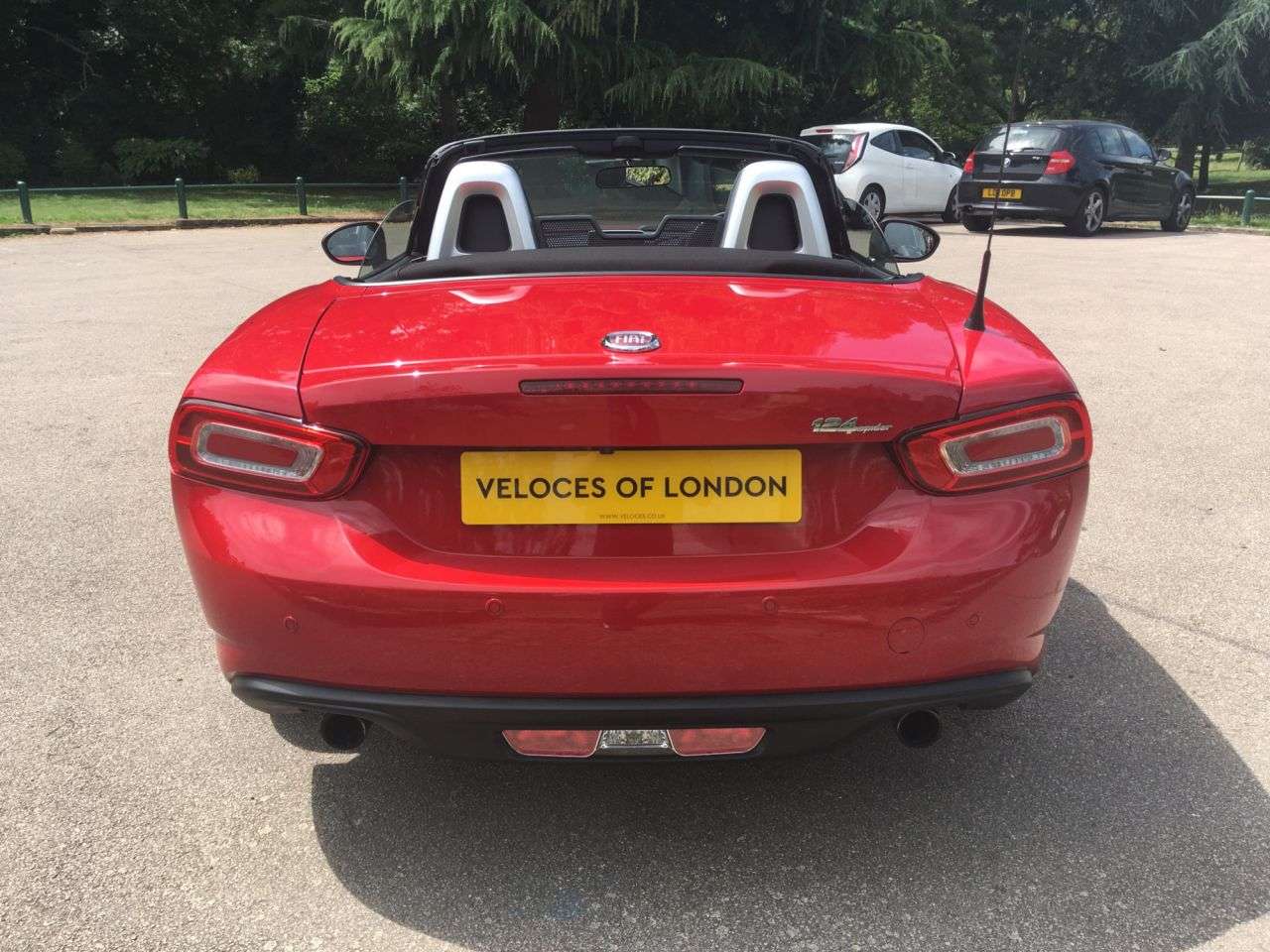 2016 FIAT 124 2016 FIAT 124