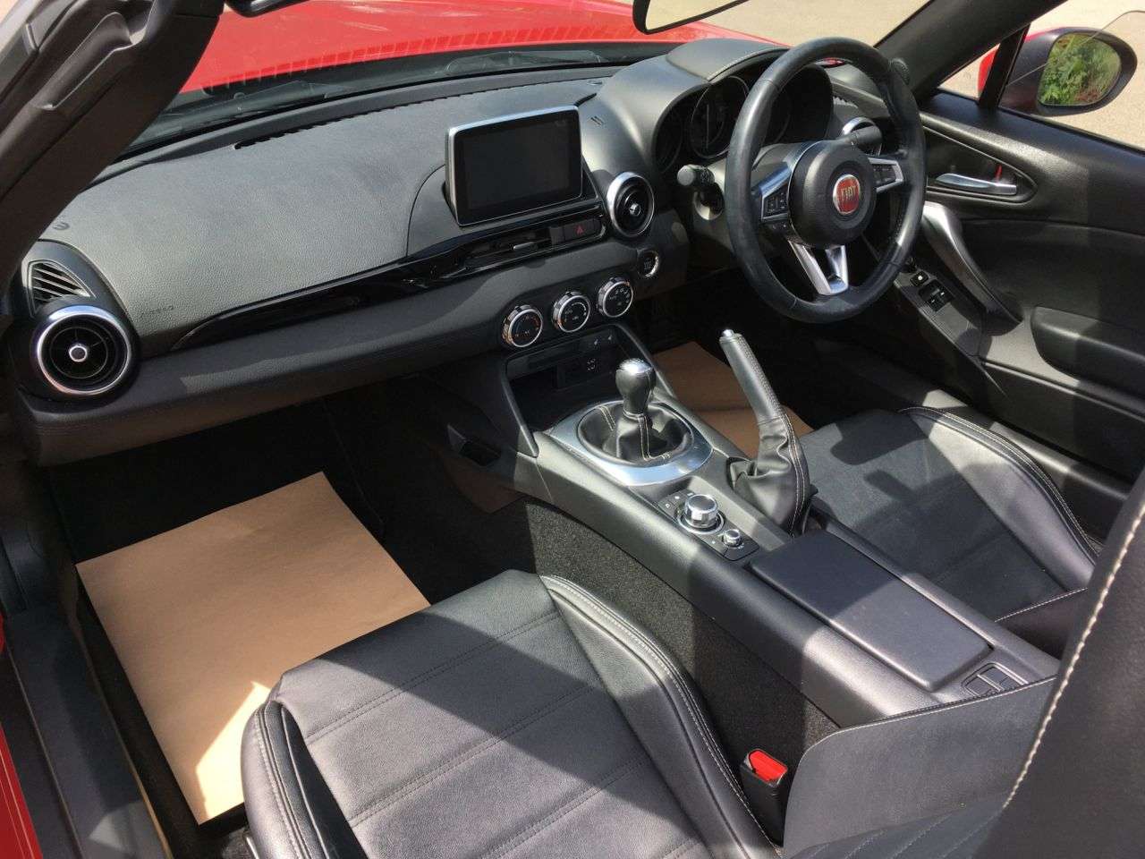 2016 FIAT 124 2016 FIAT 124