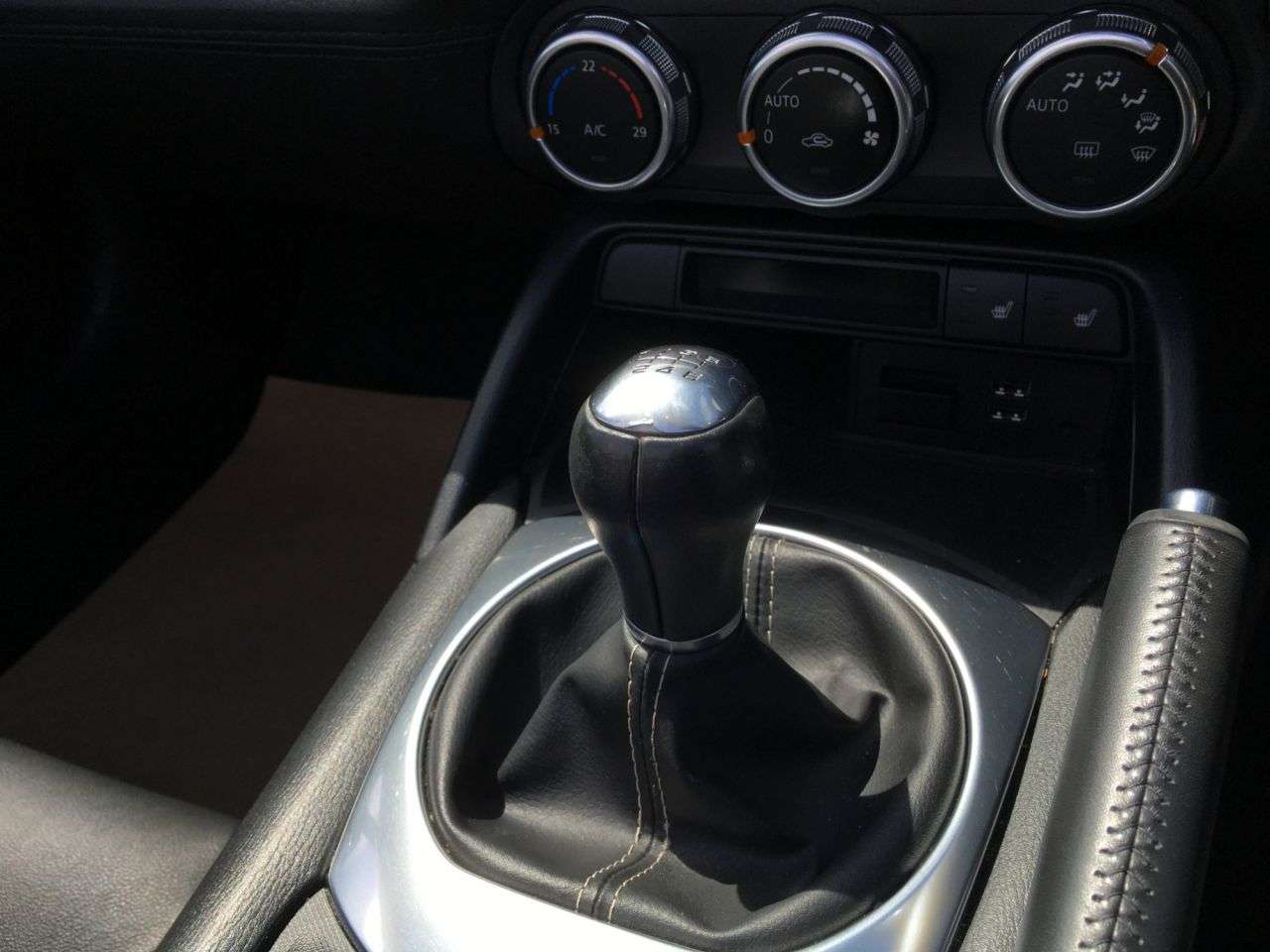 2016 FIAT 124 2016 FIAT 124