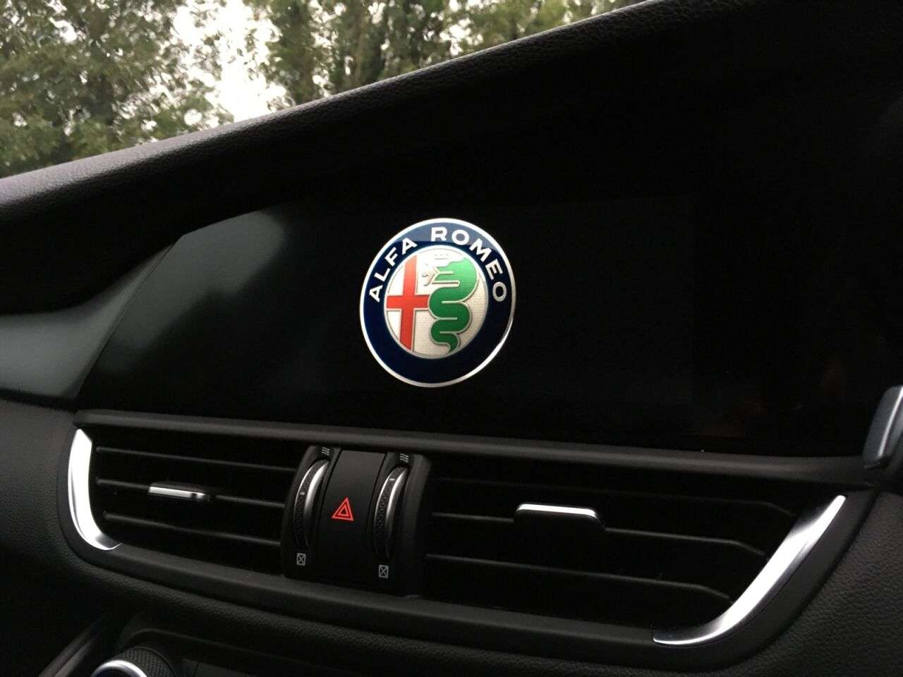 null ALFA ROMEO GIULIA null ALFA ROMEO GIULIA