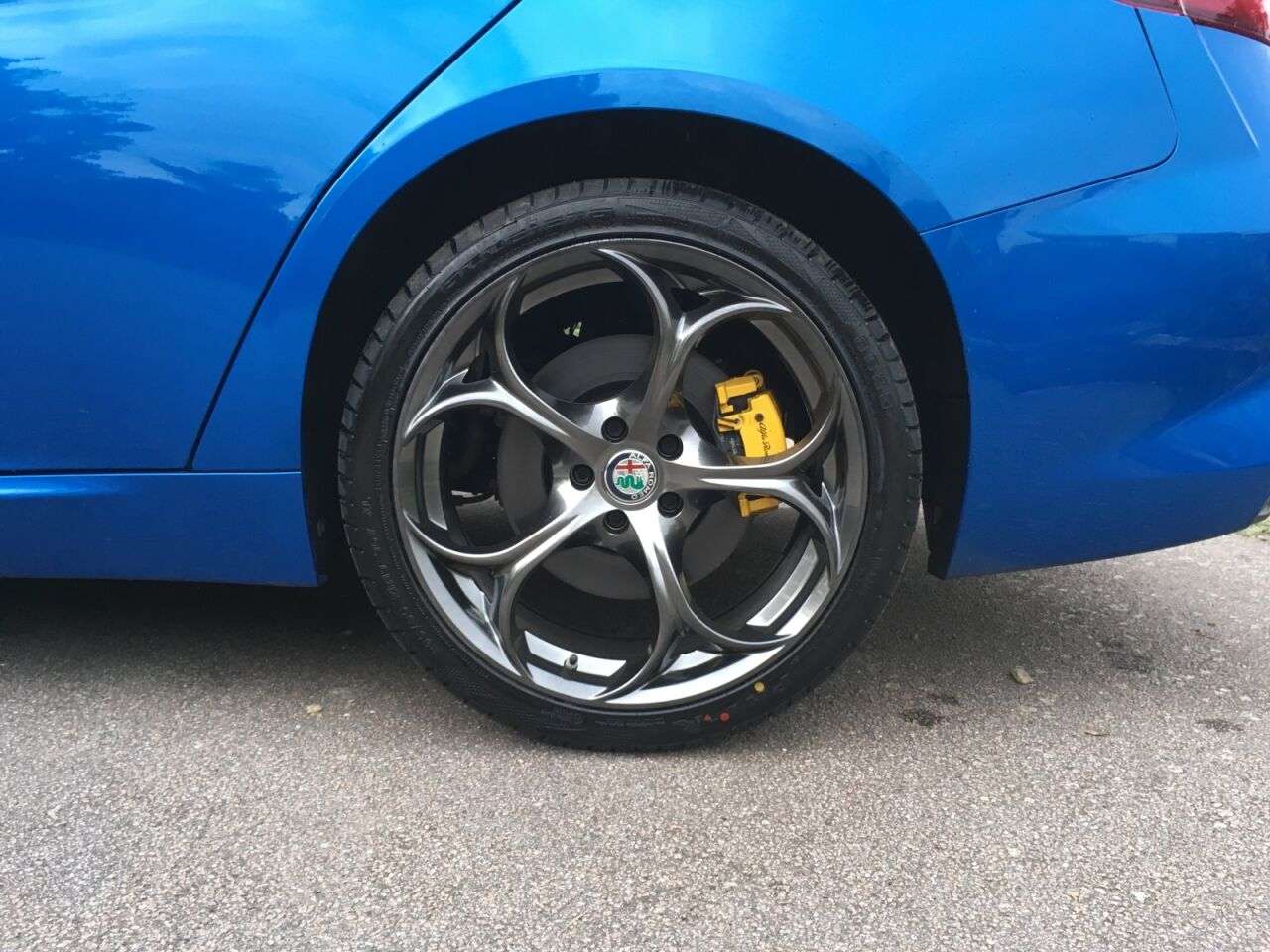 null ALFA ROMEO GIULIA null ALFA ROMEO GIULIA