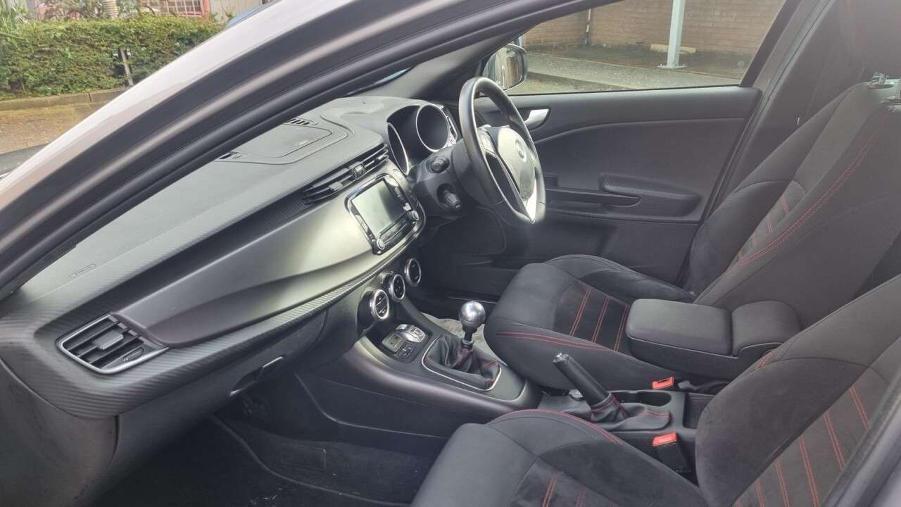 A 2017 ALFA ROMEO GIULIETTA 1.4 TB MULTIAIR SPECIALE 5d 150 BHP RECENT MAJOR CAMBELT SERVICE A 2017 ALFA ROMEO GIULIETTA 1.4 TB MULTIAIR SPECIALE 5d 150 BHP RECENT MAJOR CAMBELT SERVICE