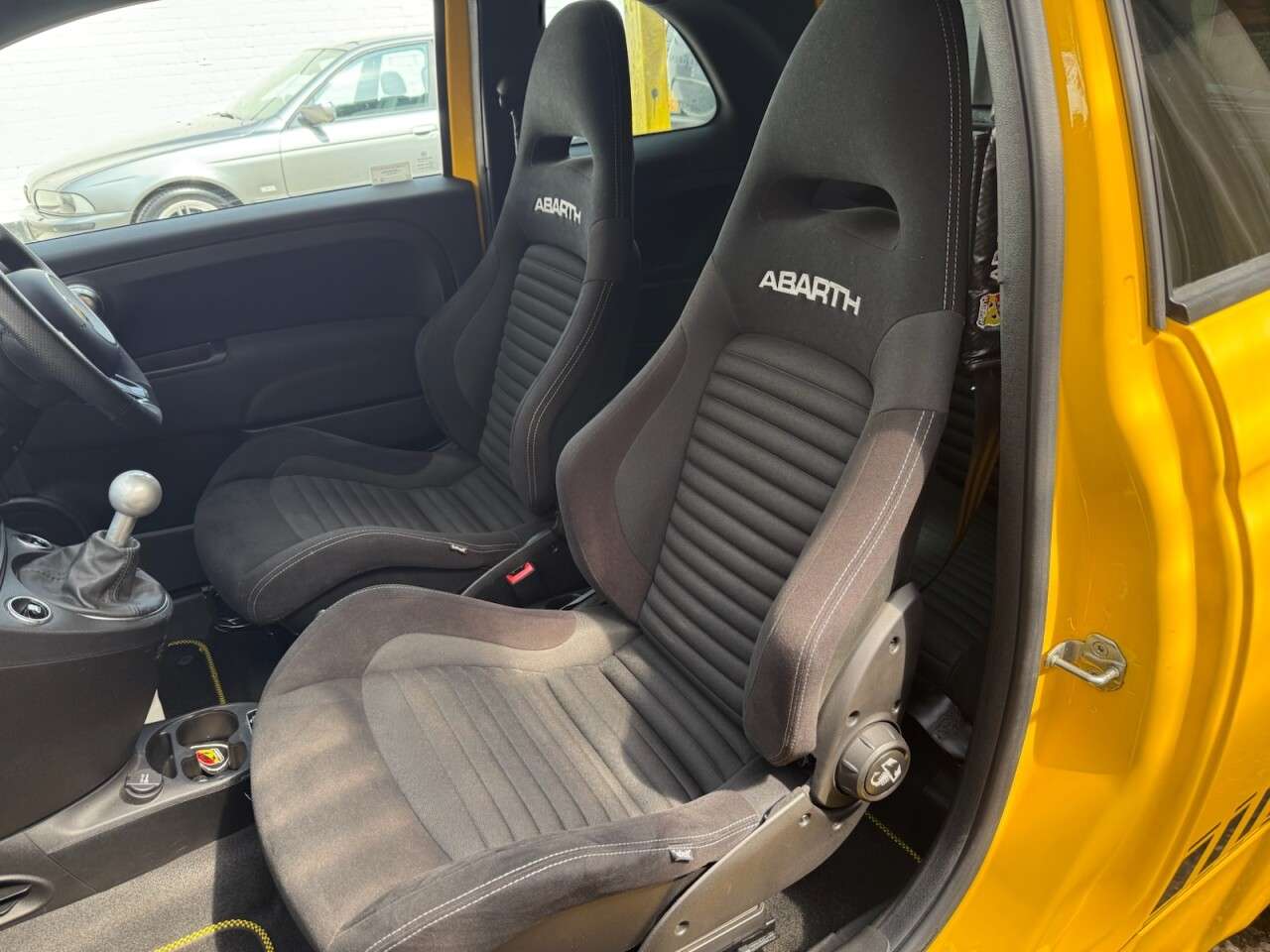 2020 ABARTH 595 2020 ABARTH 595