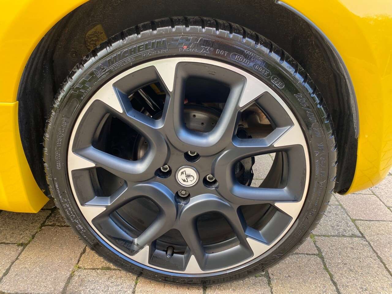 2020 ABARTH 595 2020 ABARTH 595