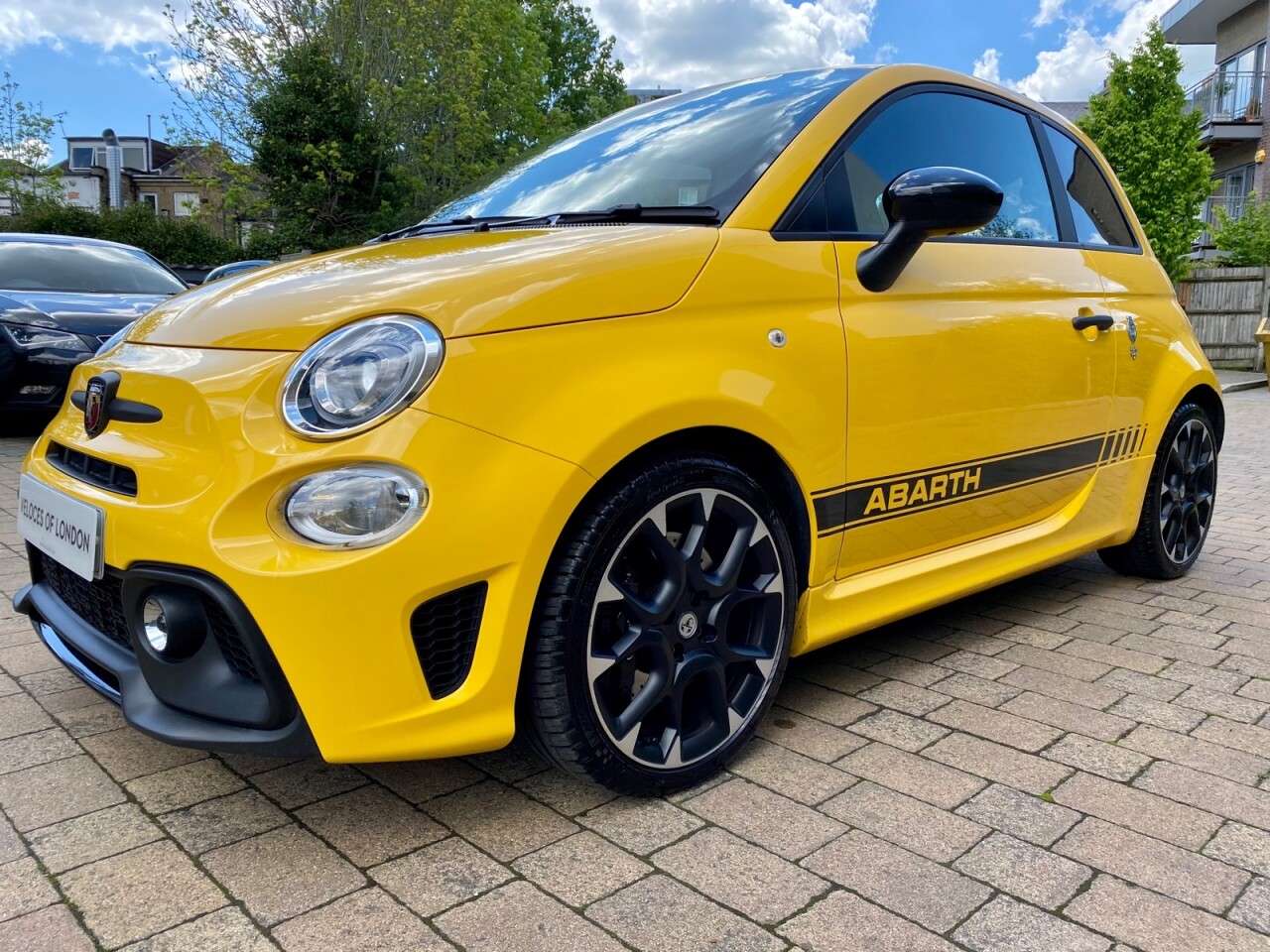2020 ABARTH 595 2020 ABARTH 595