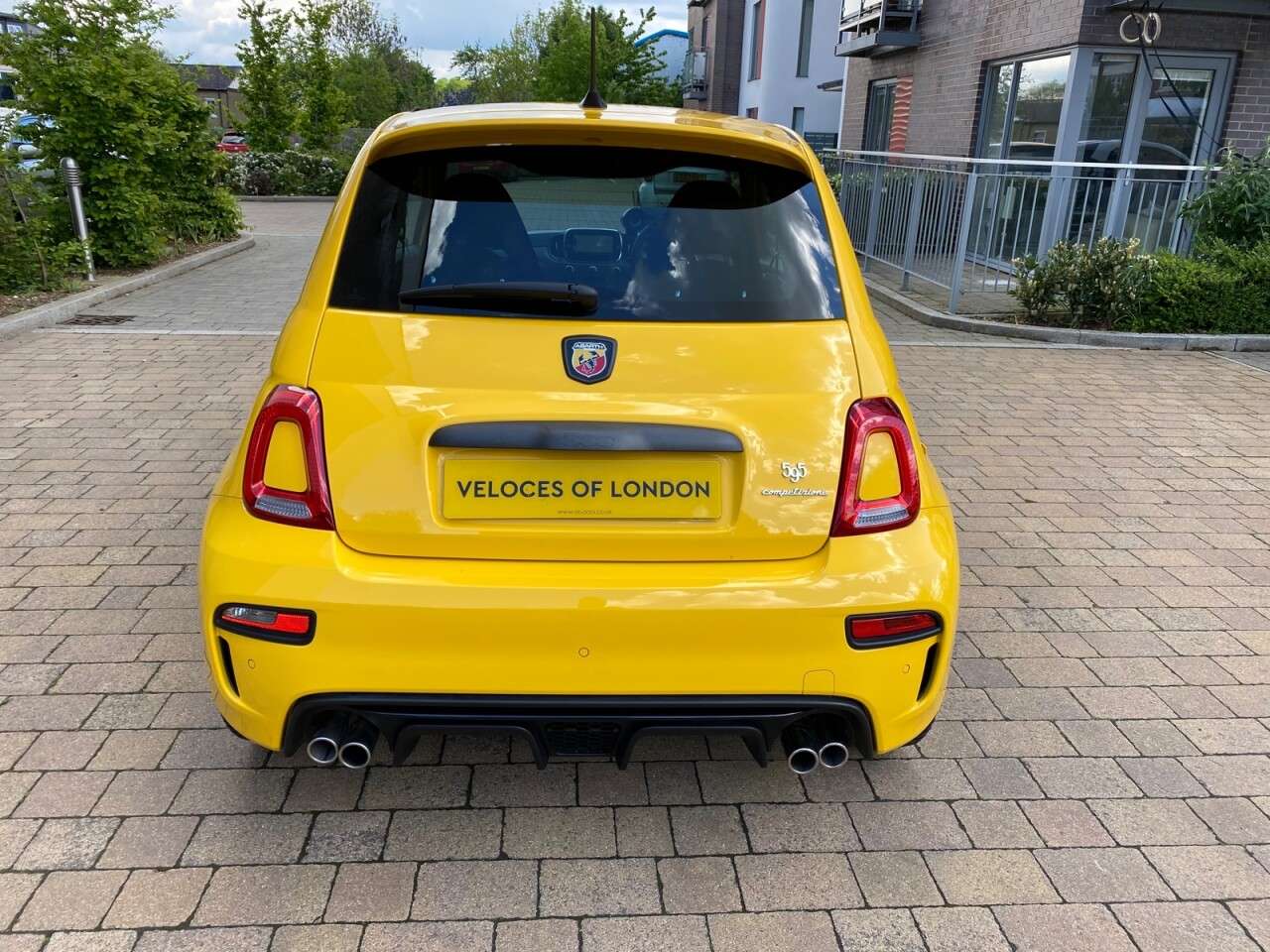 2020 ABARTH 595 2020 ABARTH 595