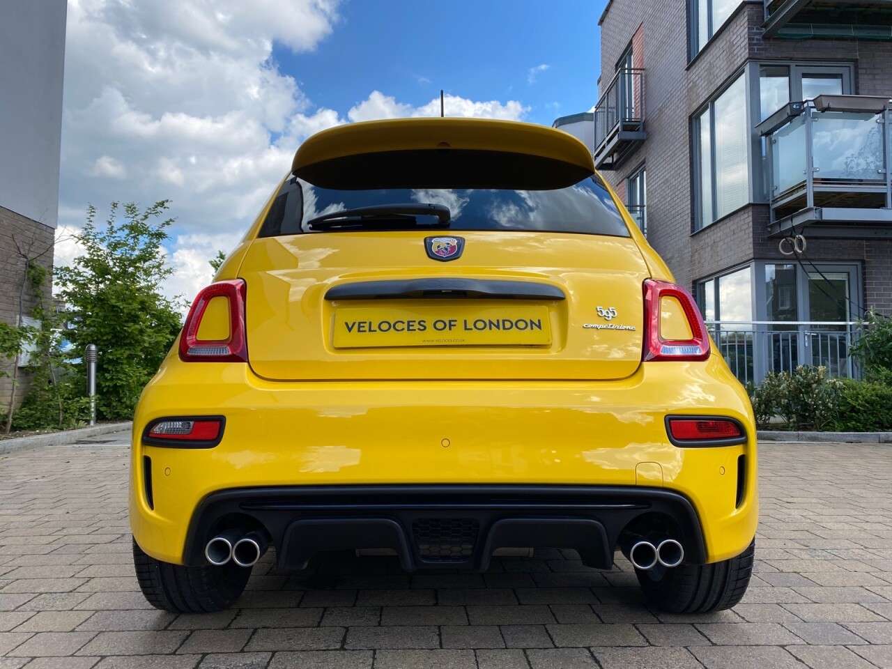 2020 ABARTH 595 2020 ABARTH 595