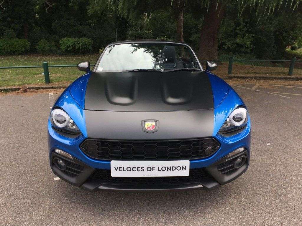 A 2018 ABARTH 124 SPIDER MULTIAIR A 2018 ABARTH 124 SPIDER MULTIAIR