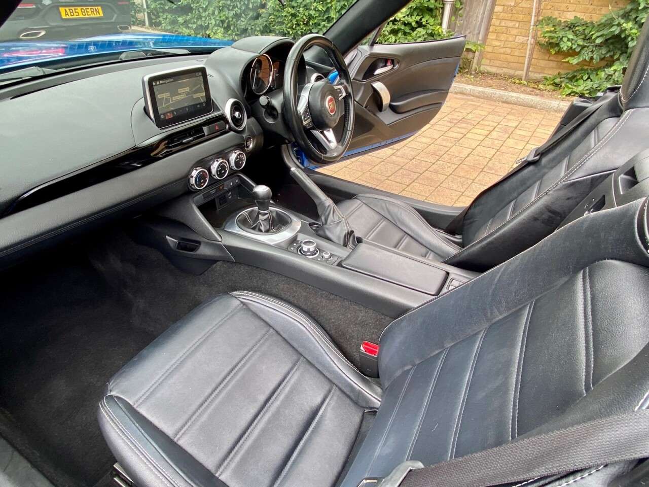 2017 FIAT 124 2017 FIAT 124