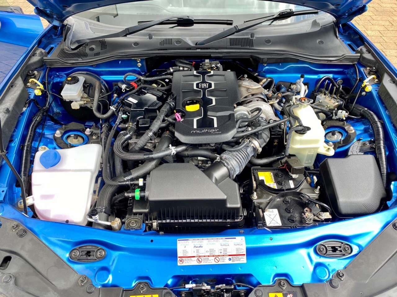 2017 FIAT 124 2017 FIAT 124