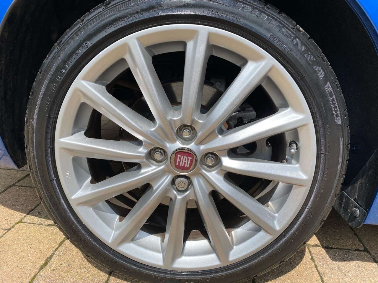 2017 FIAT 124 2017 FIAT 124