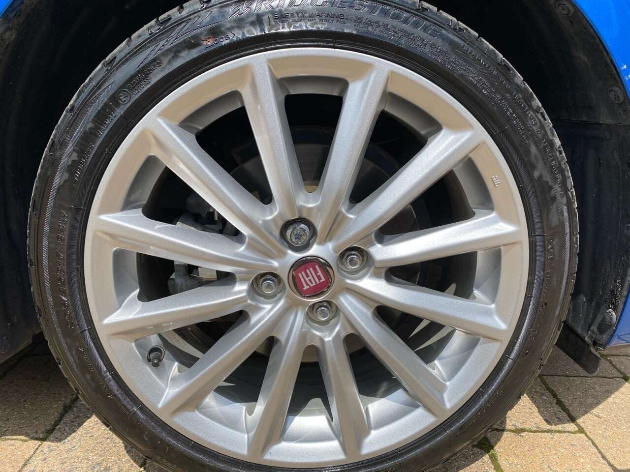 2017 FIAT 124 2017 FIAT 124