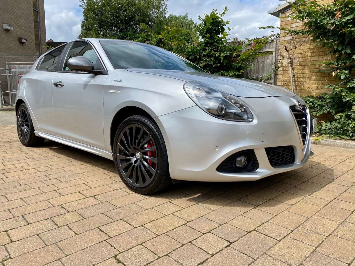 Check out this Alfa Romeo Giulietta 2016 Petrol Manual