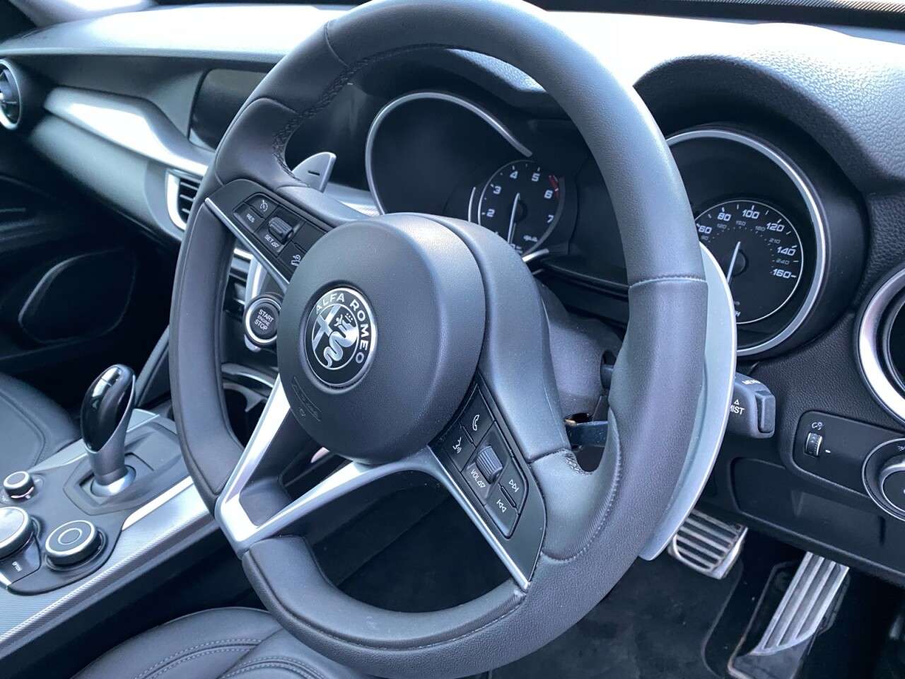 2019 ALFA ROMEO STELVIO 2019 ALFA ROMEO STELVIO