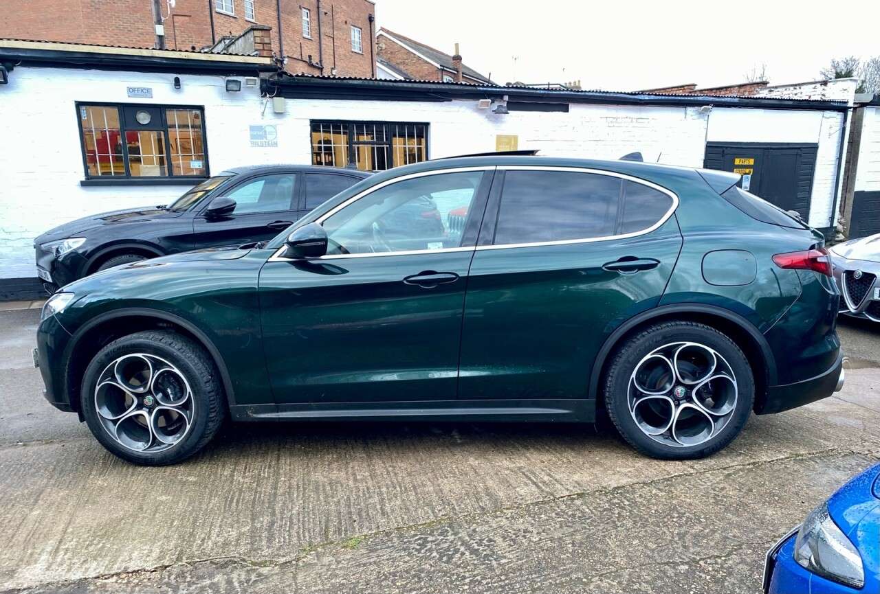 2019 ALFA ROMEO STELVIO 2019 ALFA ROMEO STELVIO