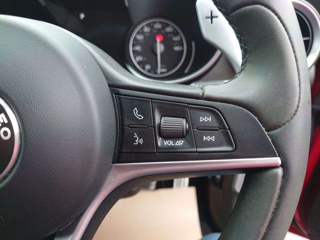 2019 ALFA ROMEO STELVIO 2019 ALFA ROMEO STELVIO