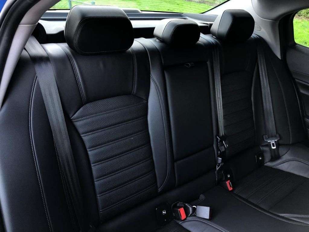 2017 ALFA ROMEO GIULIA 2017 ALFA ROMEO GIULIA