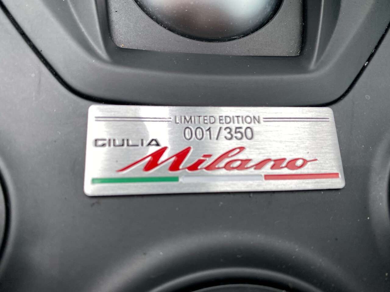 2017 ALFA ROMEO GIULIA 2017 ALFA ROMEO GIULIA