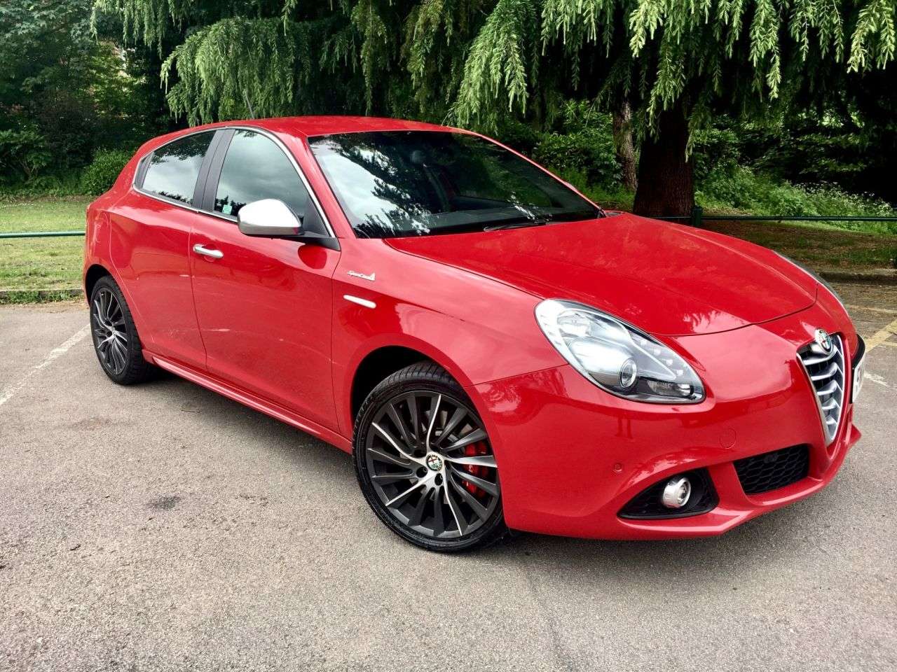 A 2015 ALFA ROMEO GIULIETTA 2.0 JTDM-2 SPORTIVA NAV TCT 5d 175 BHP VERY RARE DIESEL AUTOMATIC A 2015 ALFA ROMEO GIULIETTA 2.0 JTDM-2 SPORTIVA NAV TCT 5d 175 BHP VERY RARE DIESEL AUTOMATIC
