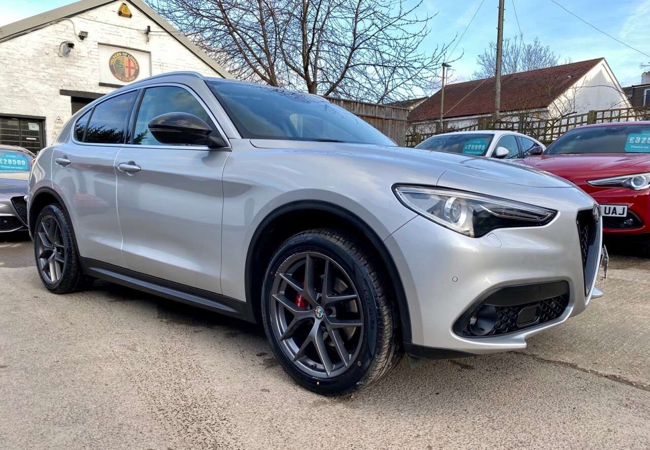 2019 ALFA ROMEO STELVIO 2019 ALFA ROMEO STELVIO